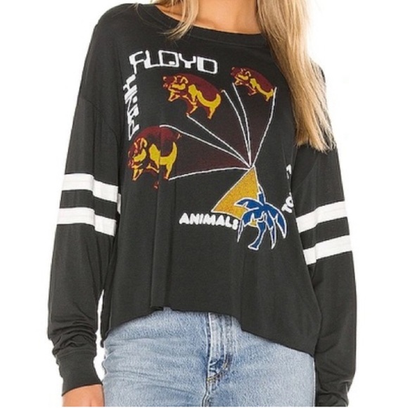 Daydreamer Tops - Daydreamer Pink Floyd Animals Tour 77
Varsity Long Sleeve